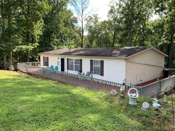 404 Allison Dr, Harriman, TN 37748