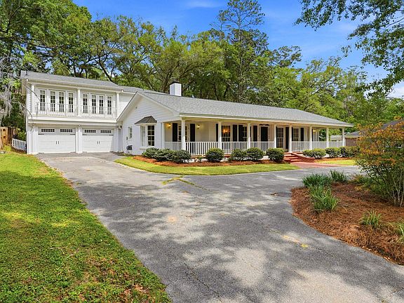 2nd image of 1110 Lothian Dr