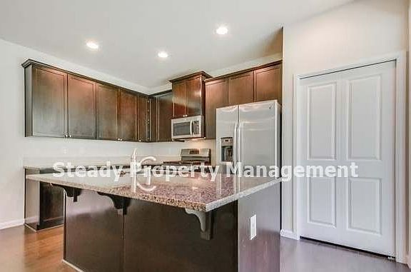 5th image of 16617 81st Ave E