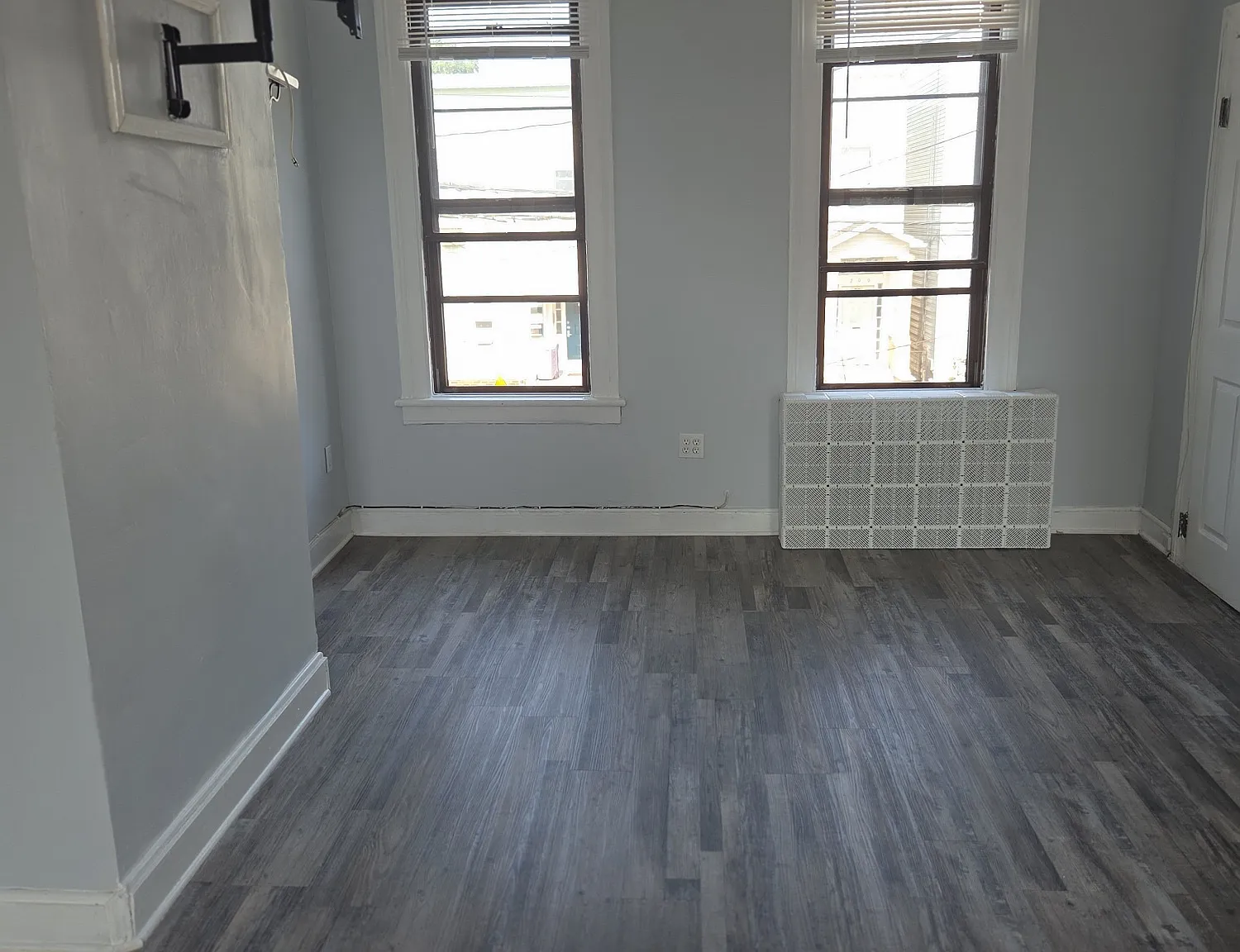 Studio, $1,750 — Photo 3