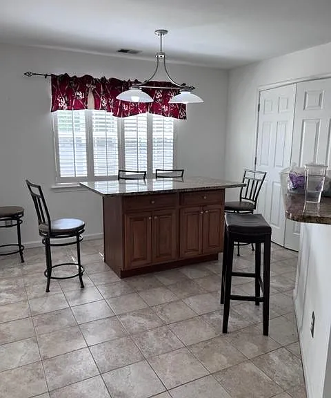 238 Sherbrooke Dr — Photo 6