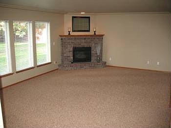2nd image of 710 E Blackhawk Dr