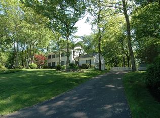 3 Dallarda Dr, Hackettstown, NJ 07840