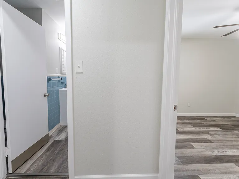 1545 Wynwood St — Photo 12