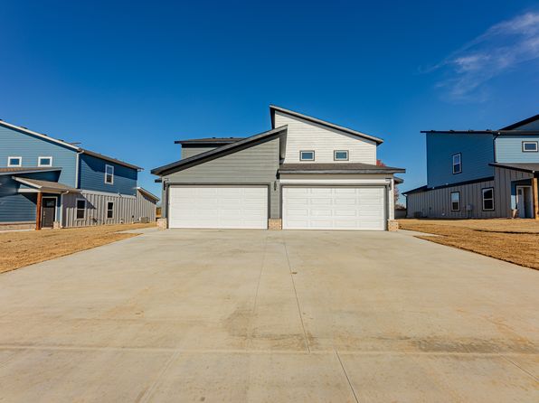 1403 SW Casuarina Dr #1