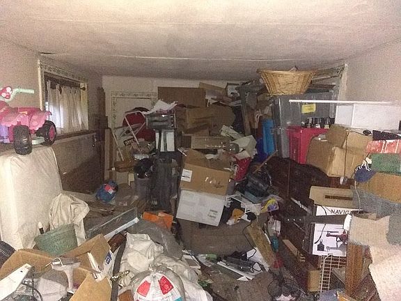 4th image of 515 W Washington St
