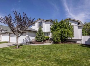 1926 N Salmon Riv, Greenacres, WA 99016