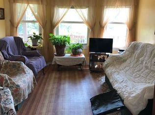 1067 Tyler St, Pittsfield, MA 01201