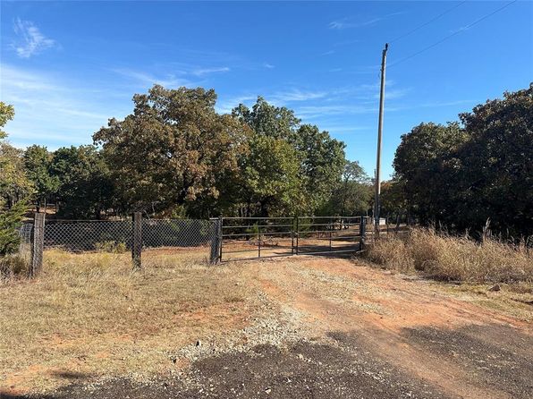 14300 Mallett Dr #10, Jones, OK 73049
