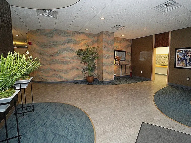 151 Buffalo Ave #905 — Photo 23