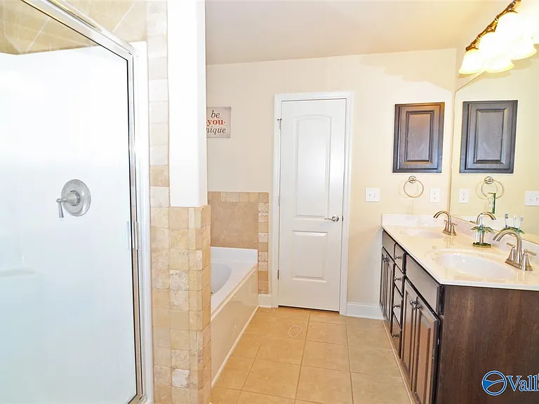 206 Fields Pond Dr — Photo 10