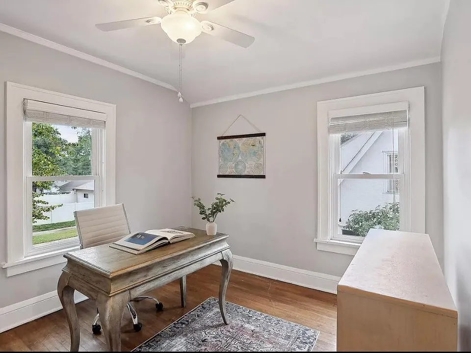 Office or second bedroom