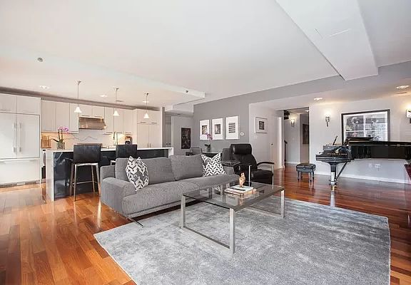 3rd image of 2-40 51st Ave #3B