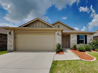 1108 Hickory Bend Ln, Fort Worth, TX 76108