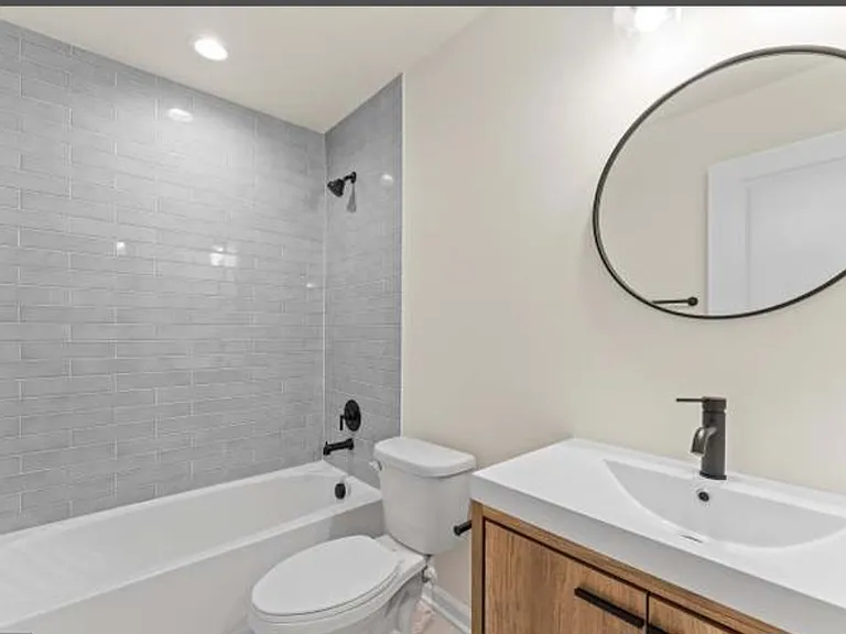 Michael Dr — Photo 3