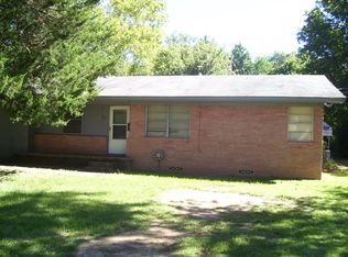 502 Drexel St, Palestine, TX