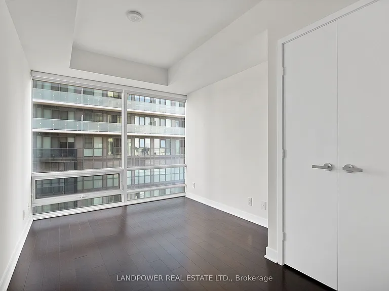 15 Grenville St #2609 — Photo 19