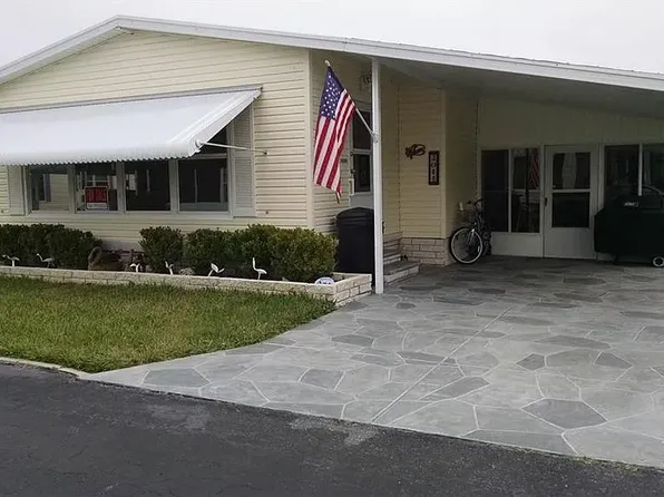 2044 Kona Dr, Holiday, FL 34691