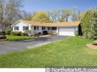 345 Hickory St, Saint Paul, MN 55115