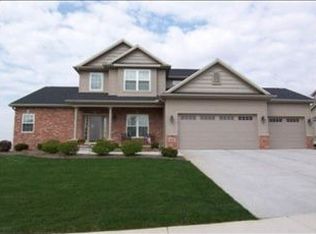 2619 Crooked Creek Rd, Bloomington, IL 61704