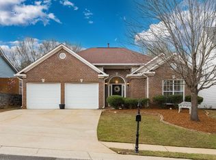 2521 Mountain Cv, Hoover, AL 35226