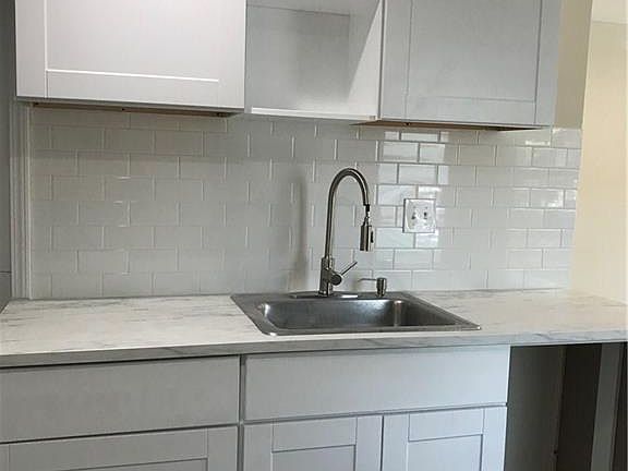 5th image of 1119 Spur St #A