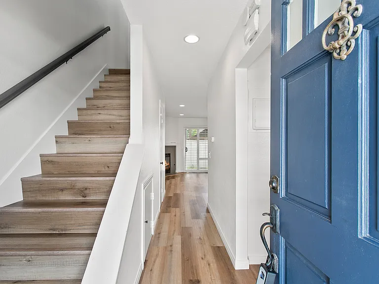 26 Candlewood Ln — Photo 1