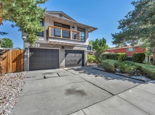 1785 Stardust St, Reno, NV 89503