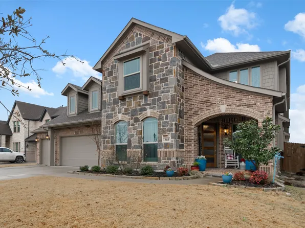 303 Brooklyn Ln, Ponder, TX 76259