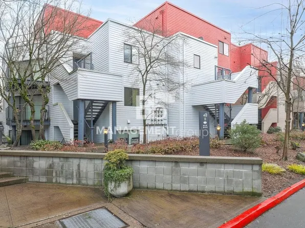 720 NW Naito Pkwy, Portland, OR