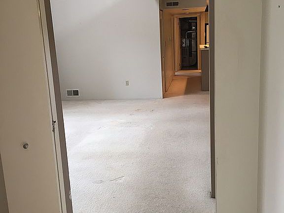 4th image of 2412 Kenzie Dr