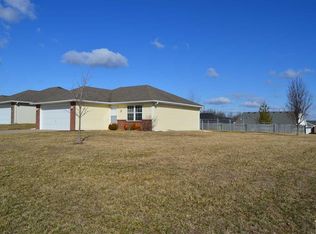 1731 Sunrise Dr, Warrensburg, MO 64093