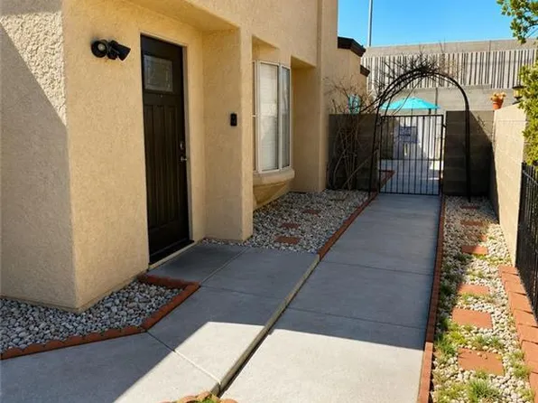 5440 Harmony Ave, Las Vegas, NV 89107