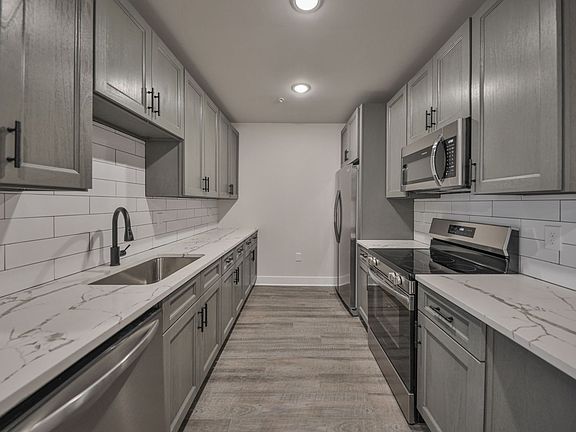 5th image of 25 Broadway #25-201