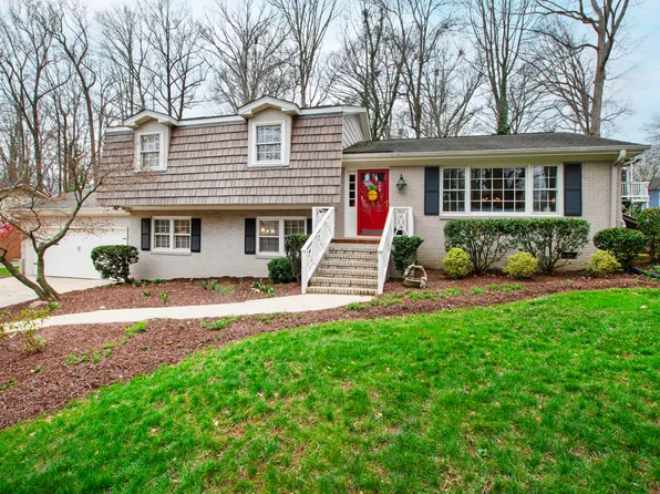4209 Converse Dr, Raleigh, NC 27609