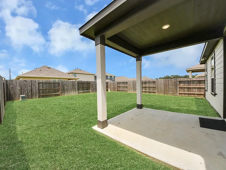 22830 Brisbee Ln — Photo 35