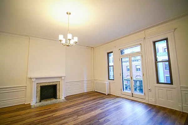 Rented by R New York | media 22