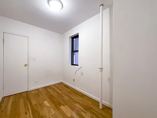 Rented by Compass | media 14