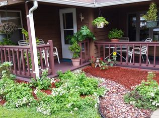 N132w17376 Rockfield Rd, Germantown, WI 53076