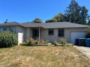 1140 Villa Way, Arcata, CA 95521