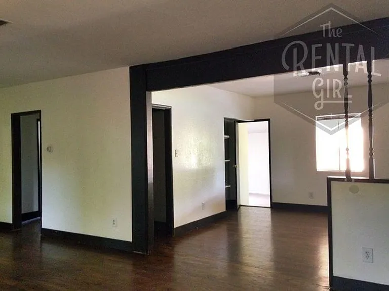 5723 Stansbury Ave — Photo 24