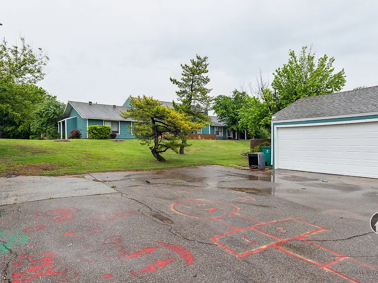 2721 Indian Creek Blvd — Photo 27