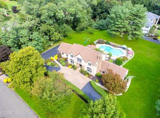 12 Stirrup Dr, Freehold, NJ 07728