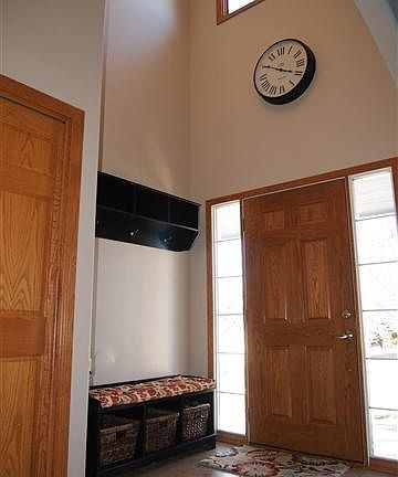 2nd image of 901 Graham Dr