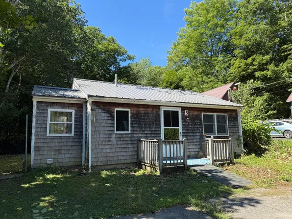 5 Birch Street, Camden, ME 04843