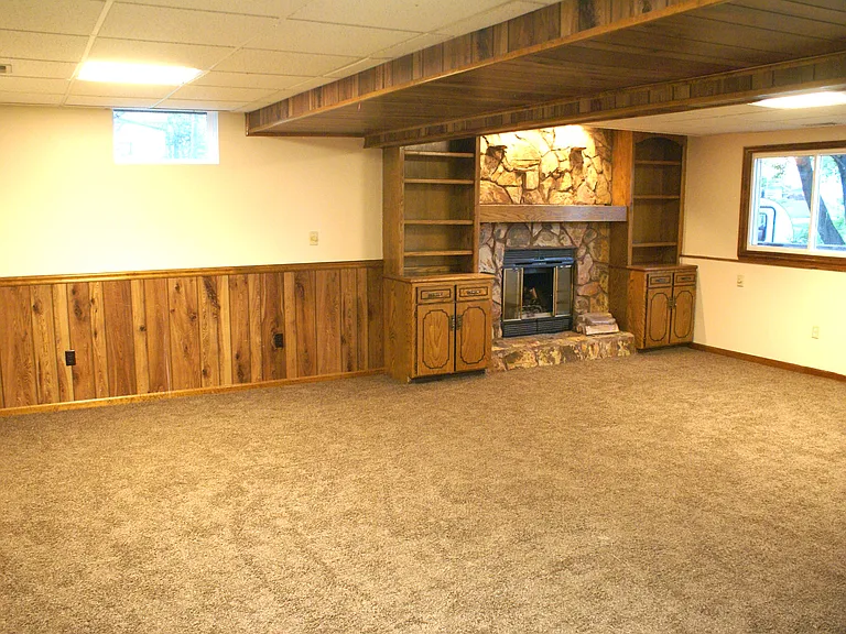11220 Curtis Ave — Photo 30