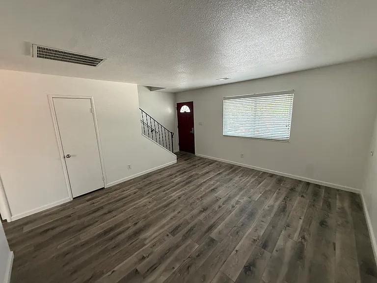 602 Rocky Hill Rd #A — Photo 8