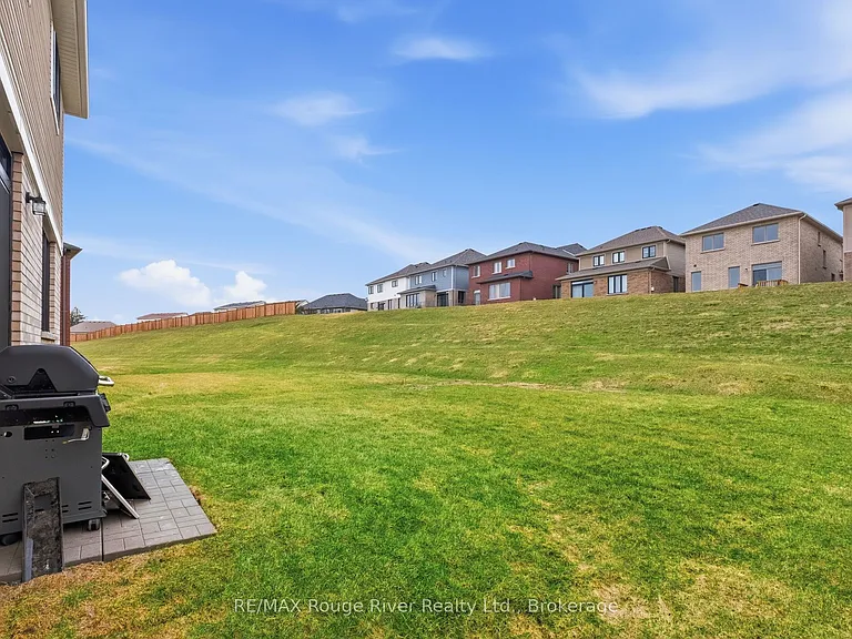 1017 Trailsview Ave — Photo 28