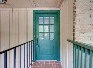 8233 Kingsbrook Rd APT 233, Houston, TX 77024