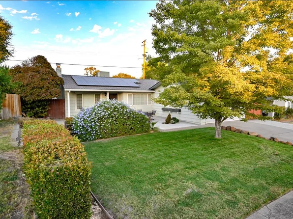 6518 Matterhorn Dr, Sacramento, CA 95842